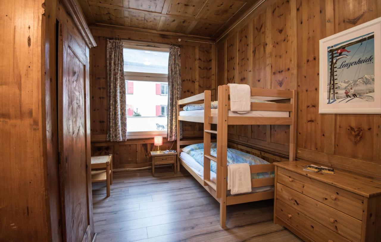 Hotel Jenatsch Parpan Quarto foto